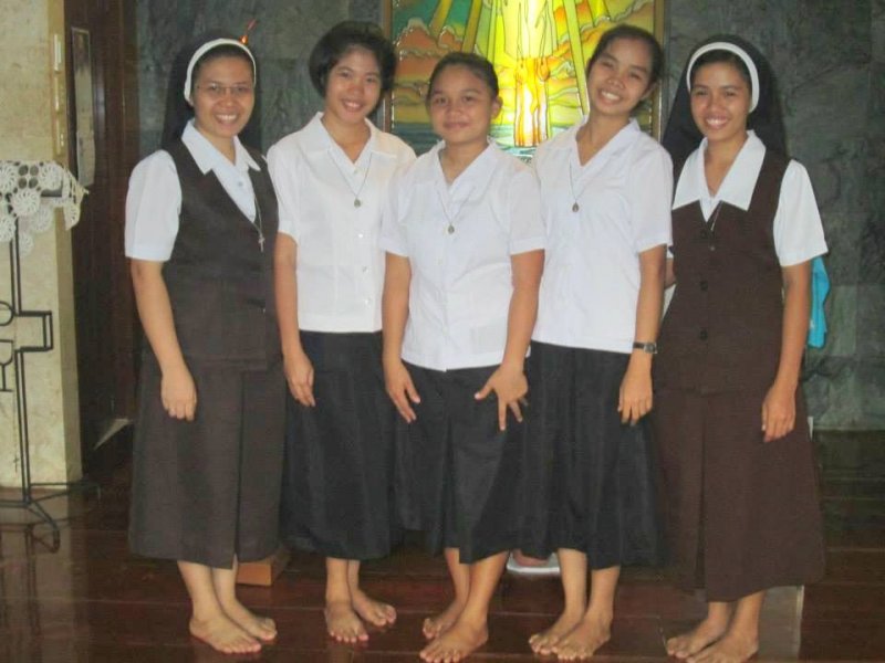 Postulants with Sister Elsie and Elma